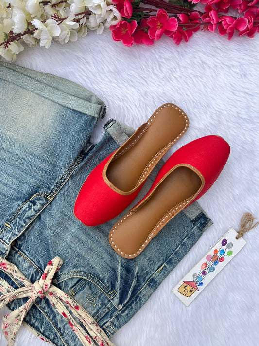 SCARLET SLIPONS (red colour)