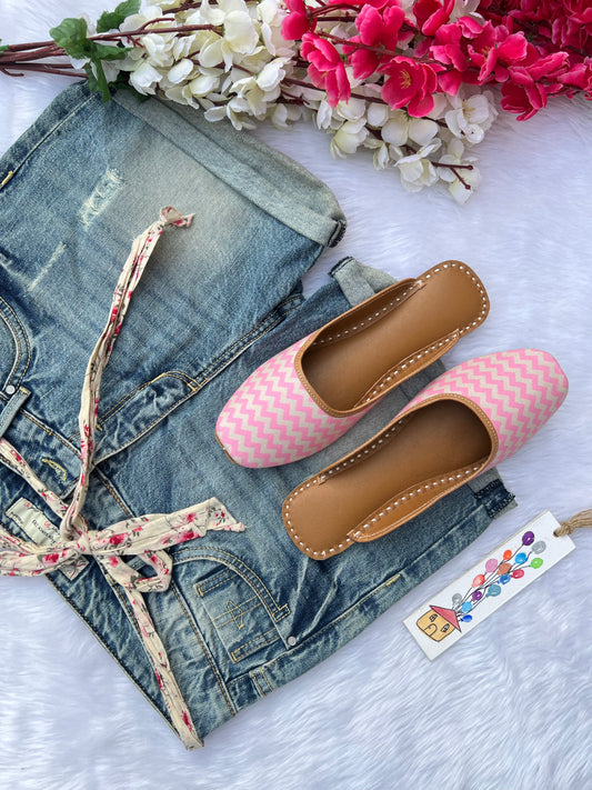 ZIG ZAG SLIPONS (BABY PINK COLOUR)