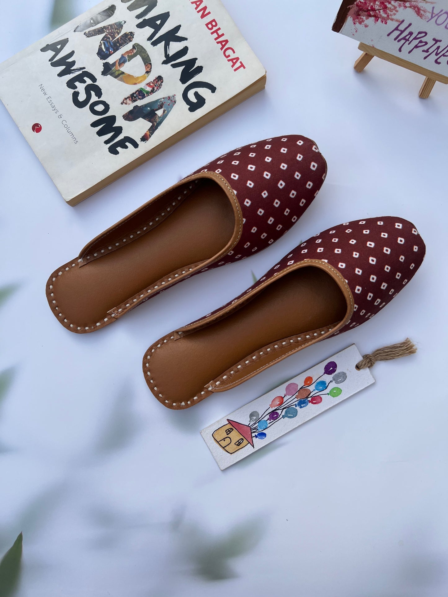 BANDHANI SLIPONS (COFFEE COLOR)