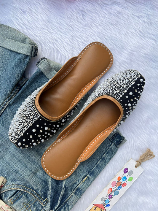 PEARL SLIPONS BLACK