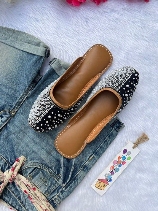 PEARL SLIPONS BLACK