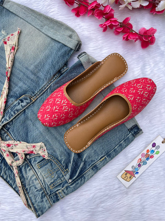 LOVEABLE SLIPONS