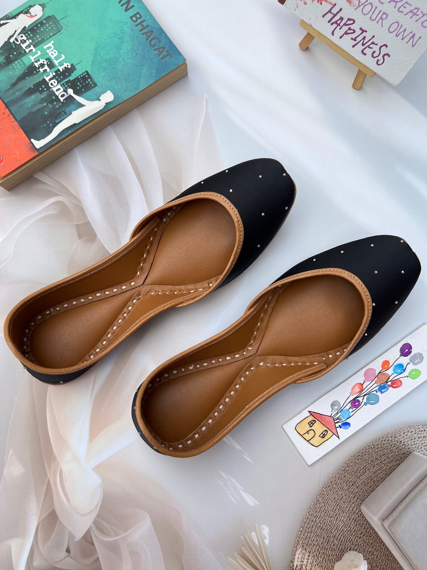 BEADS JUTTIS (BLACK)