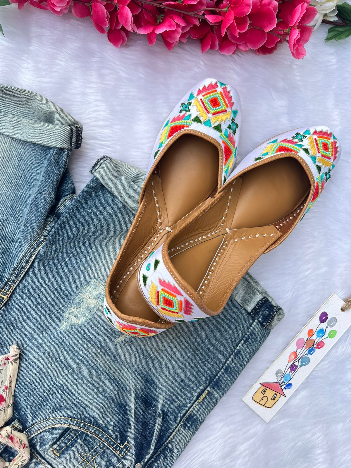 RAINBOW JUTTIS