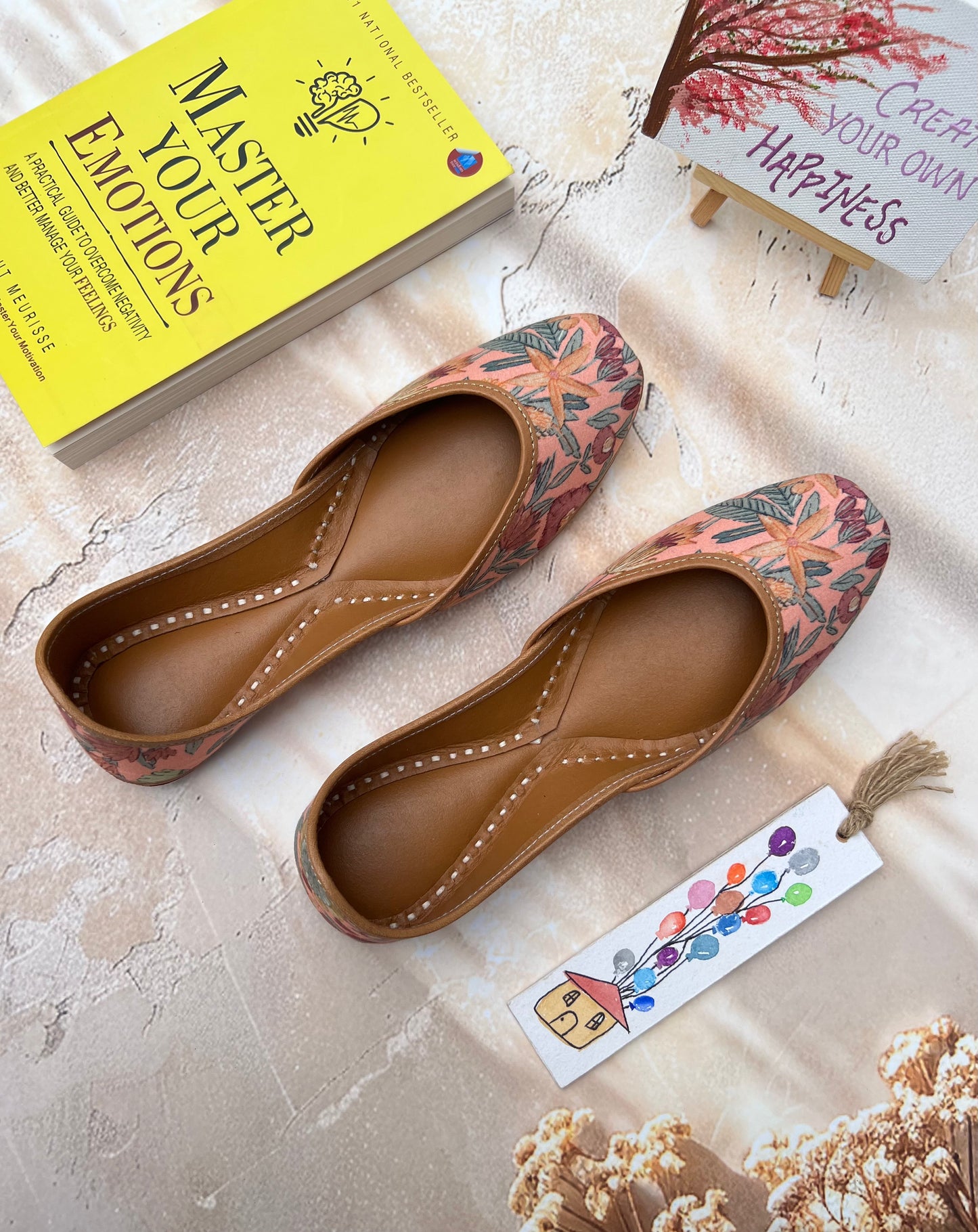 KESARIYA NOOR JUTTIS