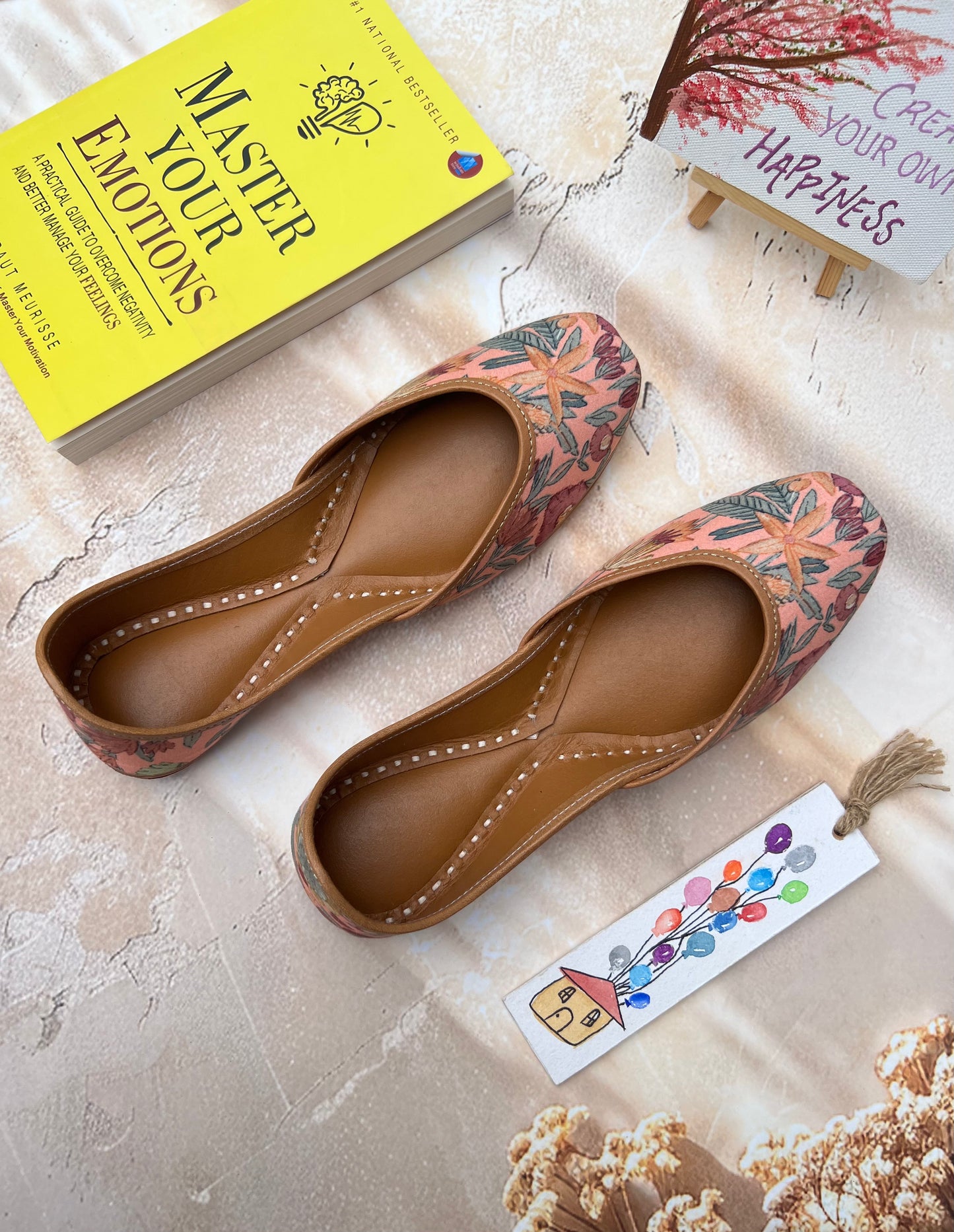 KESARIYA NOOR JUTTIS