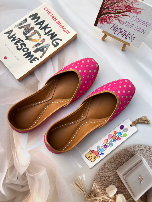 BANDHANI JUTTIS (RANI COLOR)