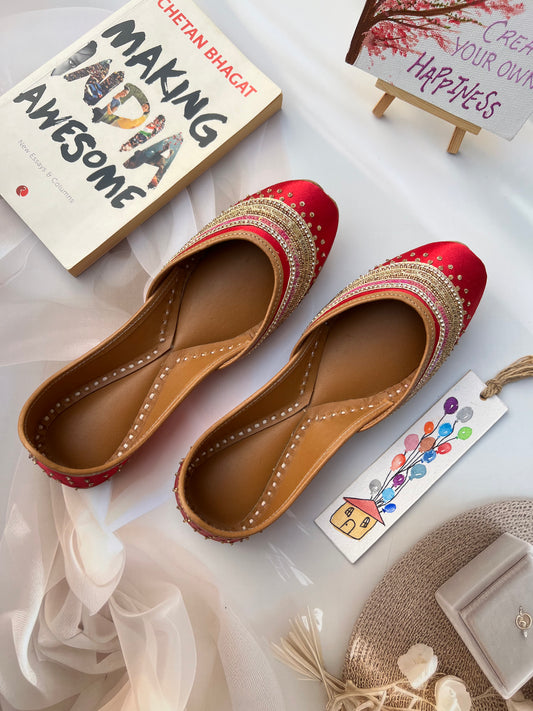 SALMA - SITARA JUTTIS (SHADE OF RED-RANI)