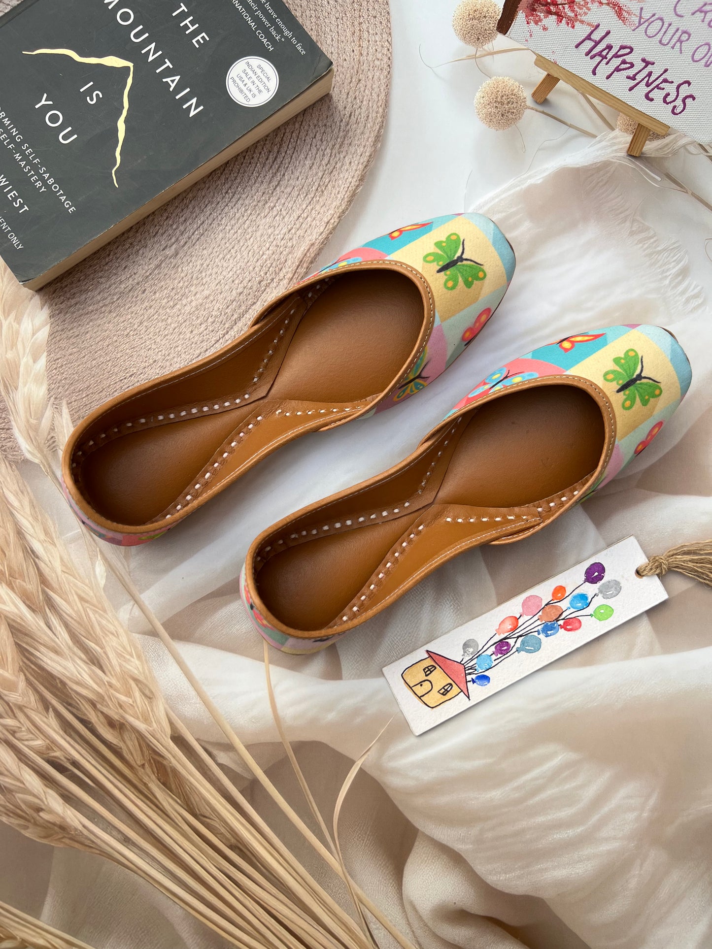 BUTTERFLY JUTTIS