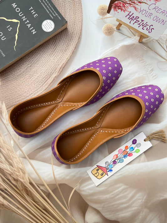 BANDHANI JUTTIS (PURPLE COLOR)