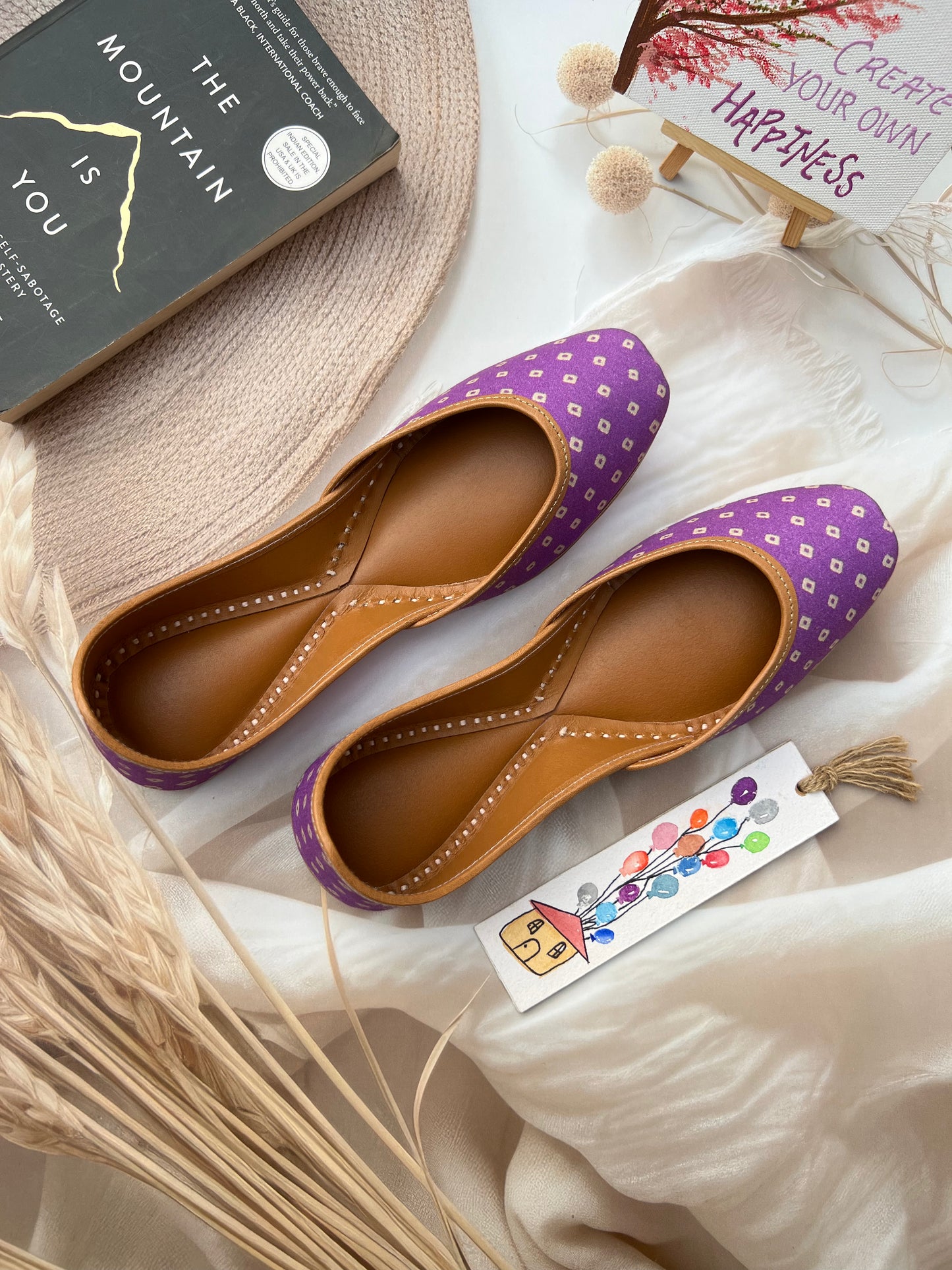 BANDHANI JUTTIS (PURPLE COLOR)
