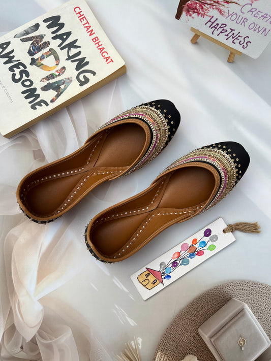 SALMA - SITARA JUTTIS (BLACK COLOR)