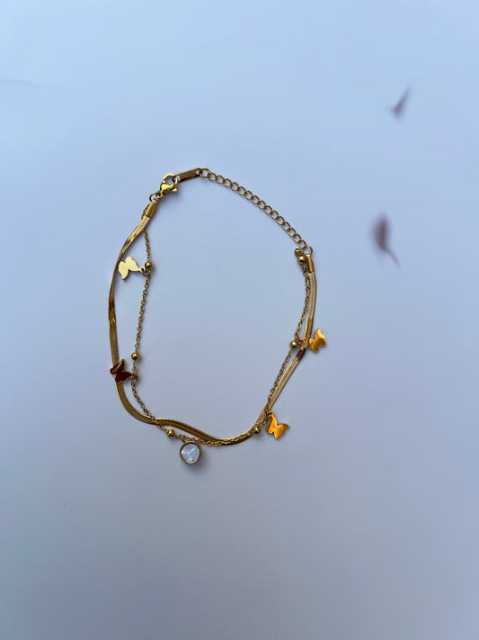 BRACELET :- WINGED TREASURE