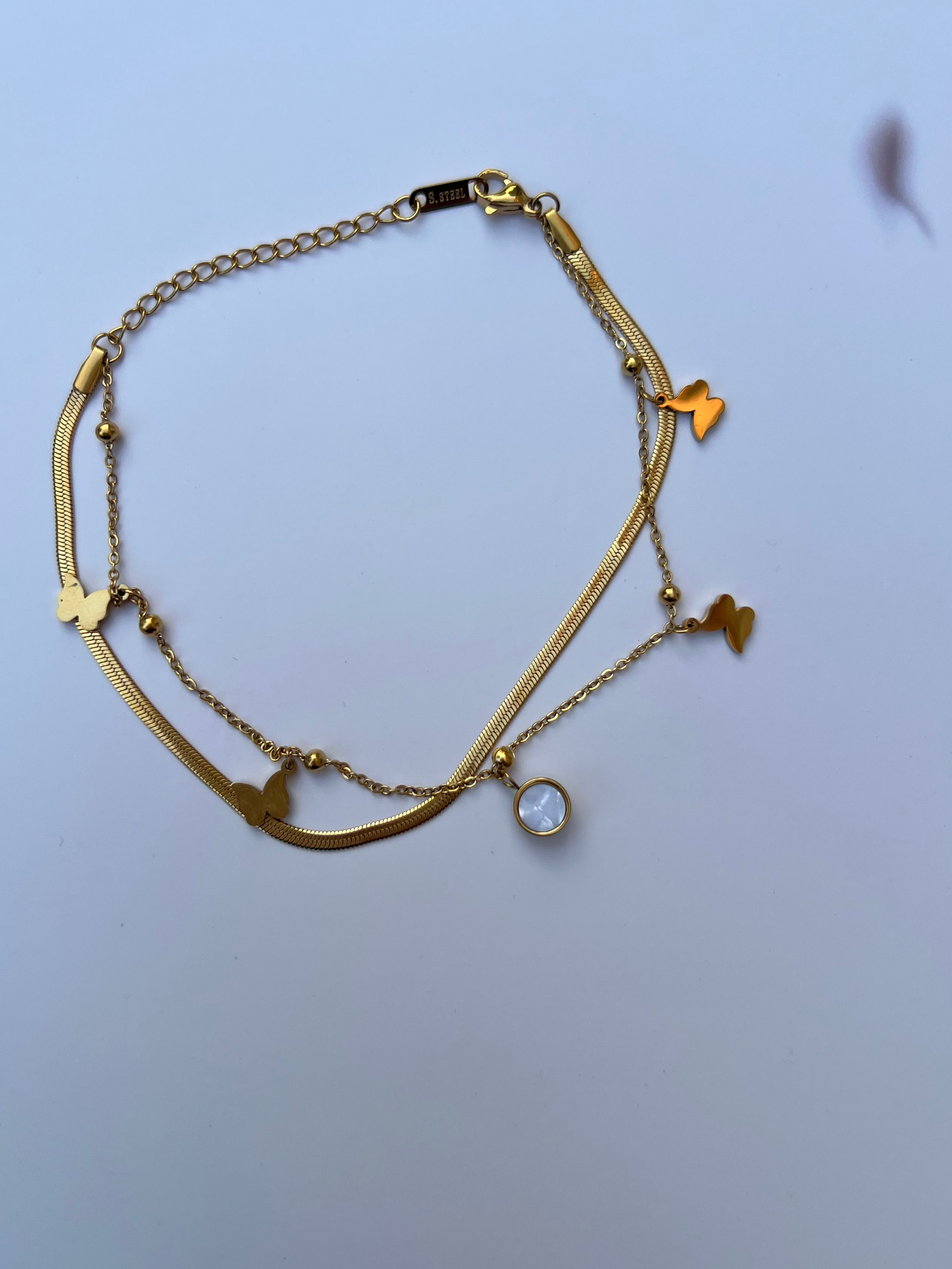 BRACELET :- WINGED TREASURE