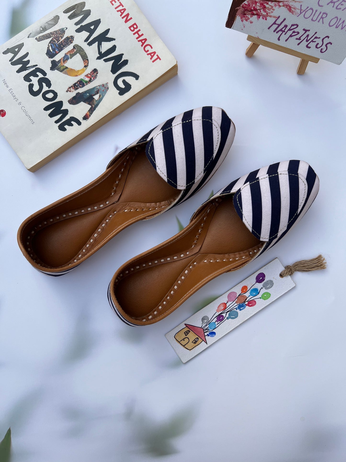 NAVIGATOR LOAFERS (BLUE AND BEIGE)