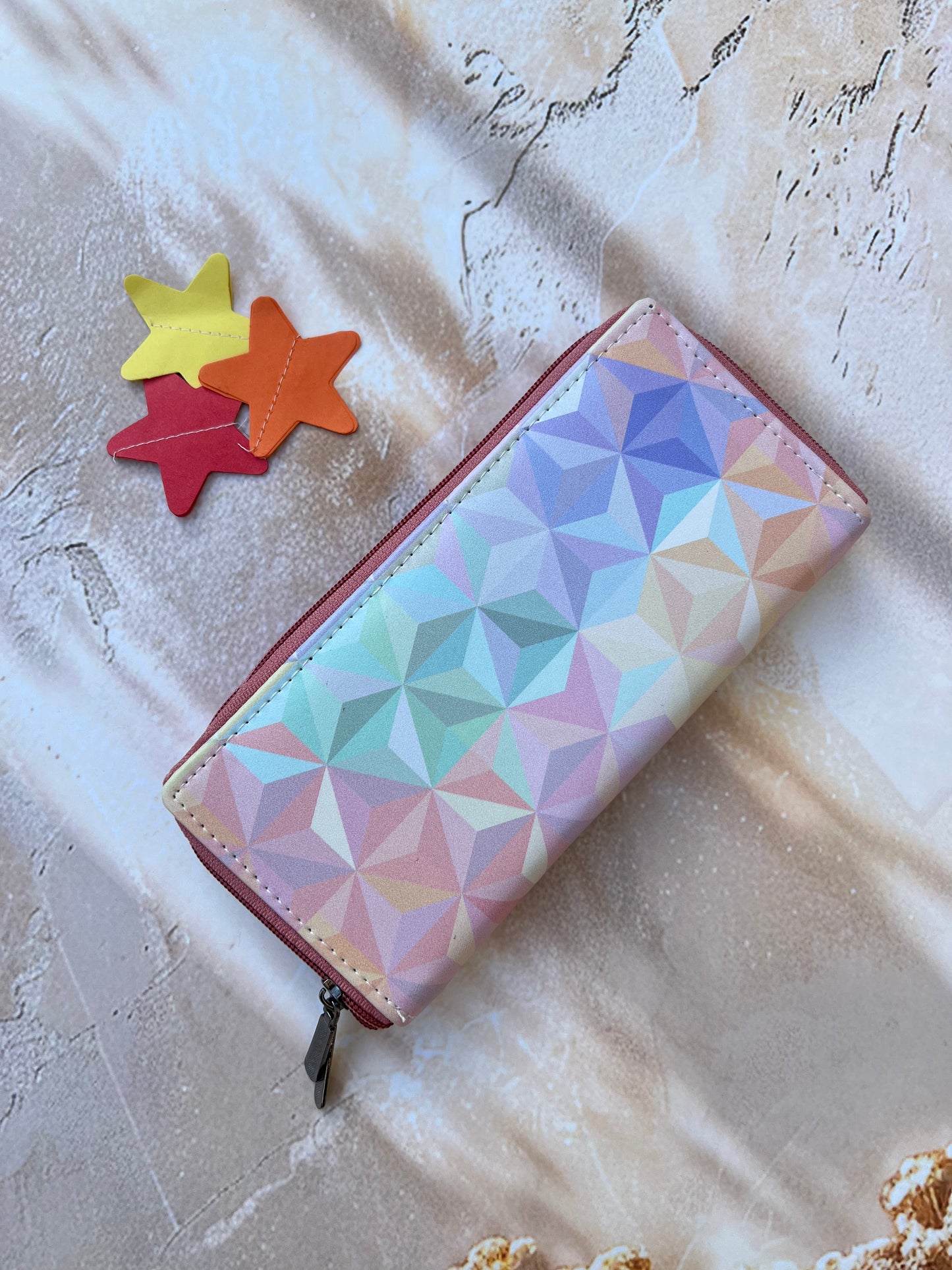 LONG WALLET:- PRISMA