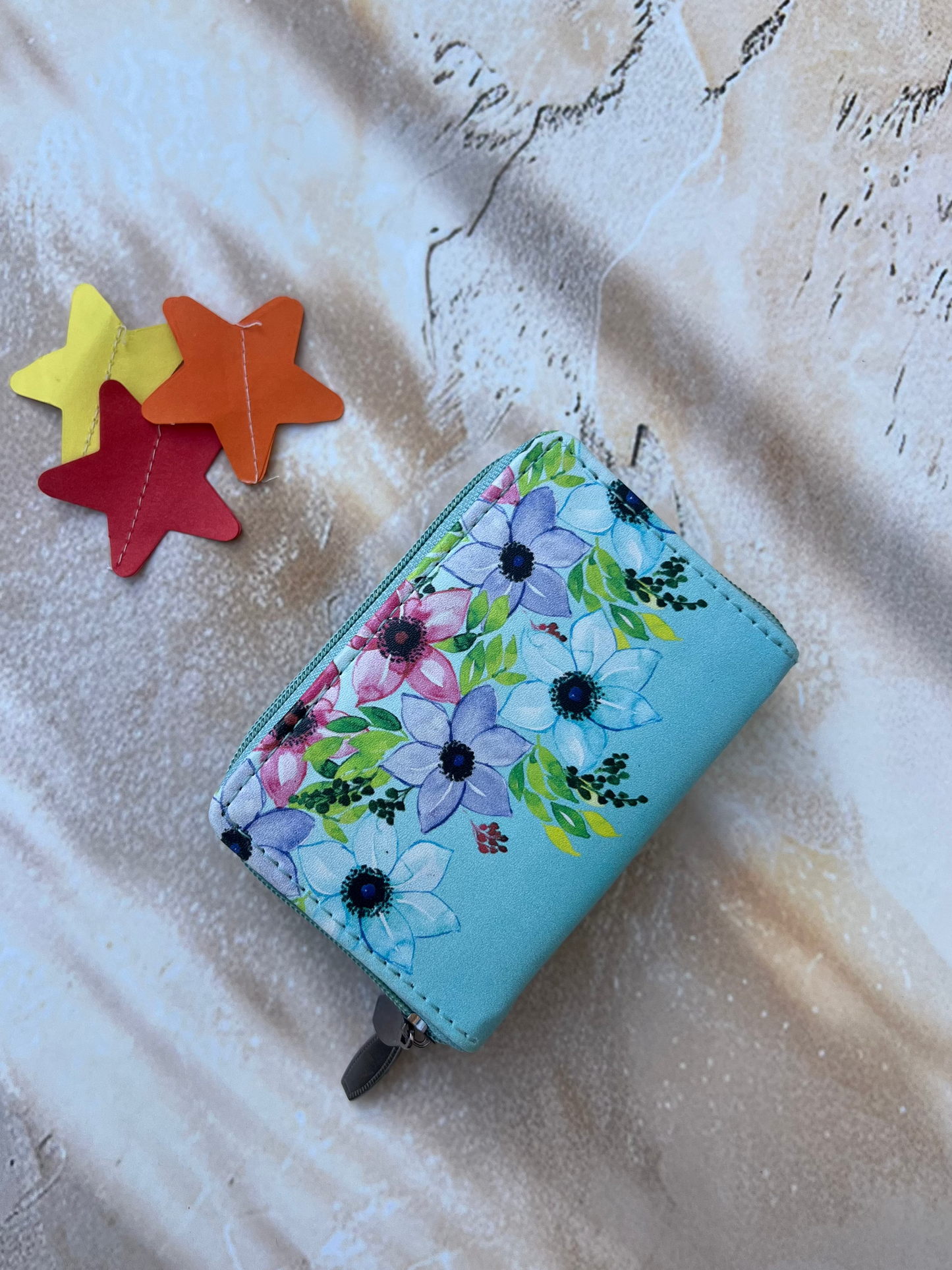 WALLET:- BLUE BLOOM