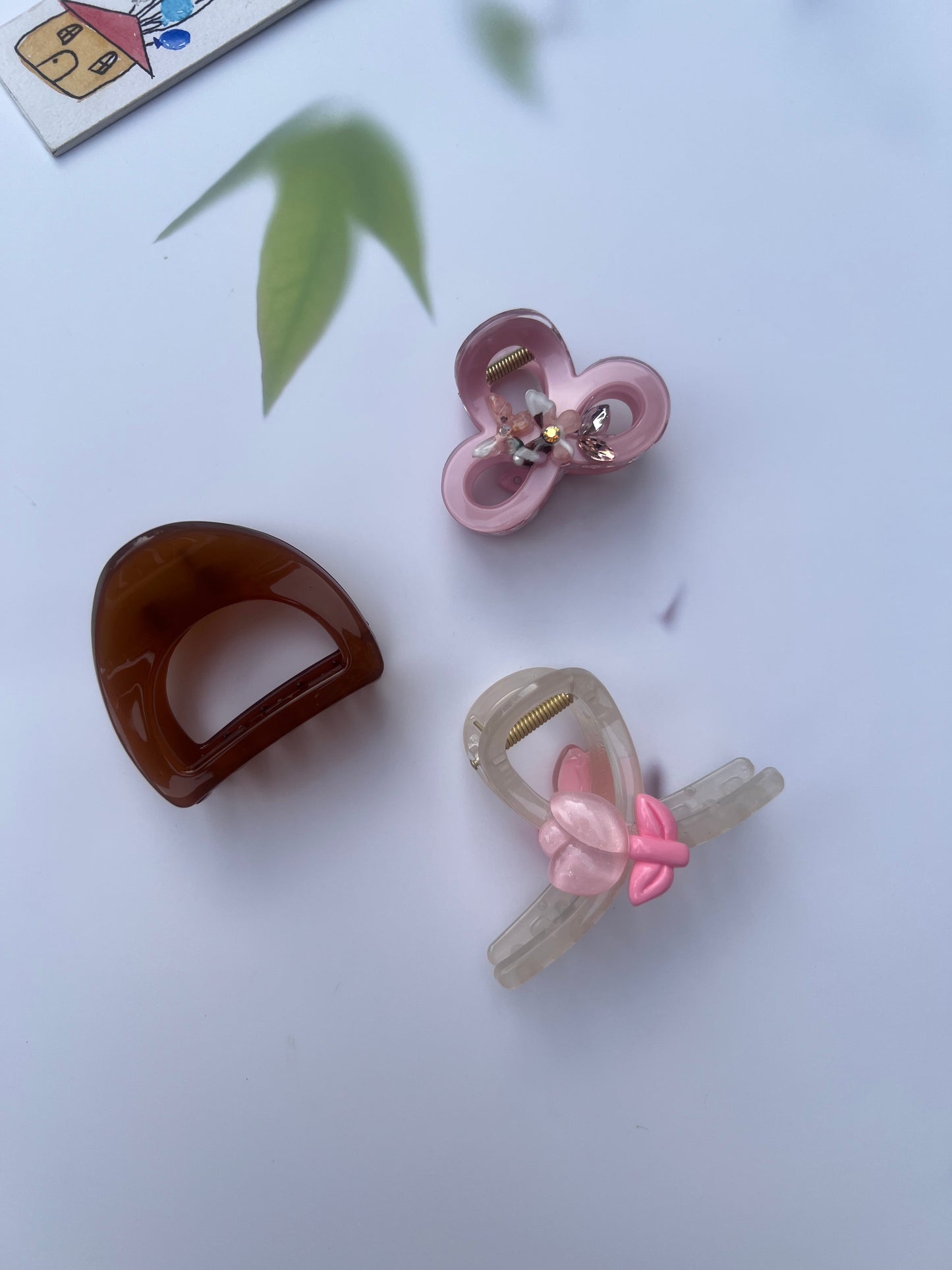 BLUSH AND BLOOM CLAW CLIPS:- PACK OF 3