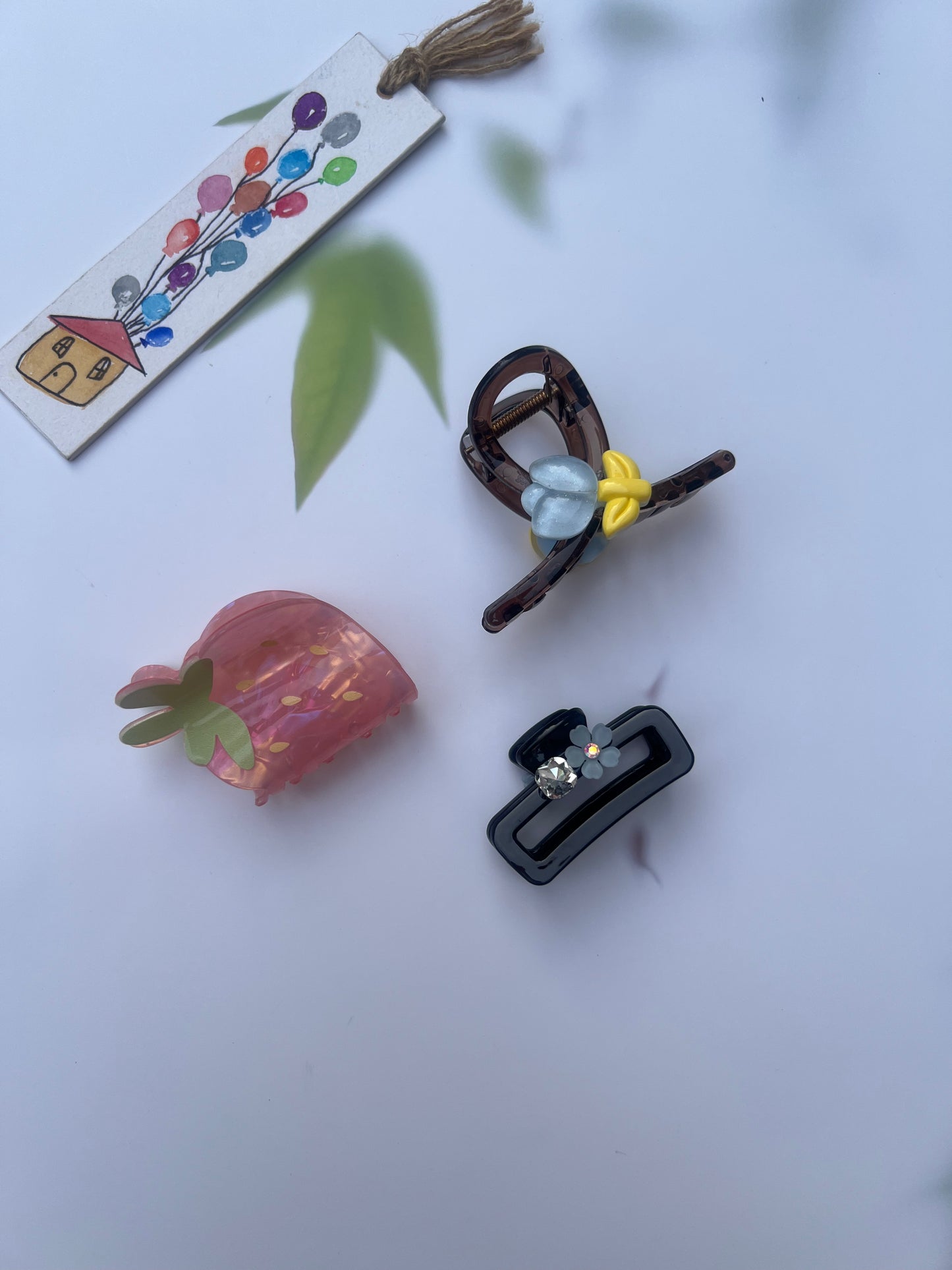 STRAWBERRY SORBET CLAW CLIPS:- PACK OF 3