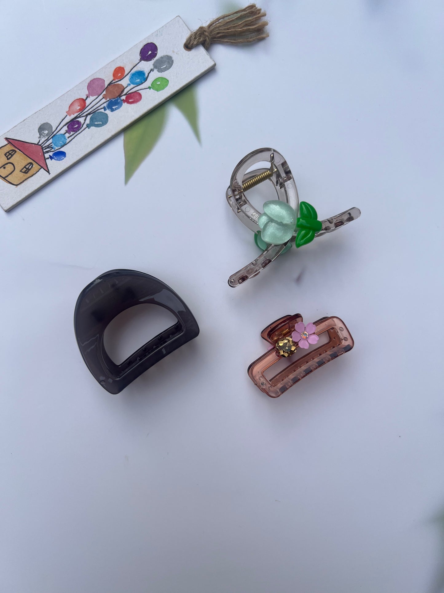 VALENTINE VIBE CLAW CLIPS:- PACK OF 3