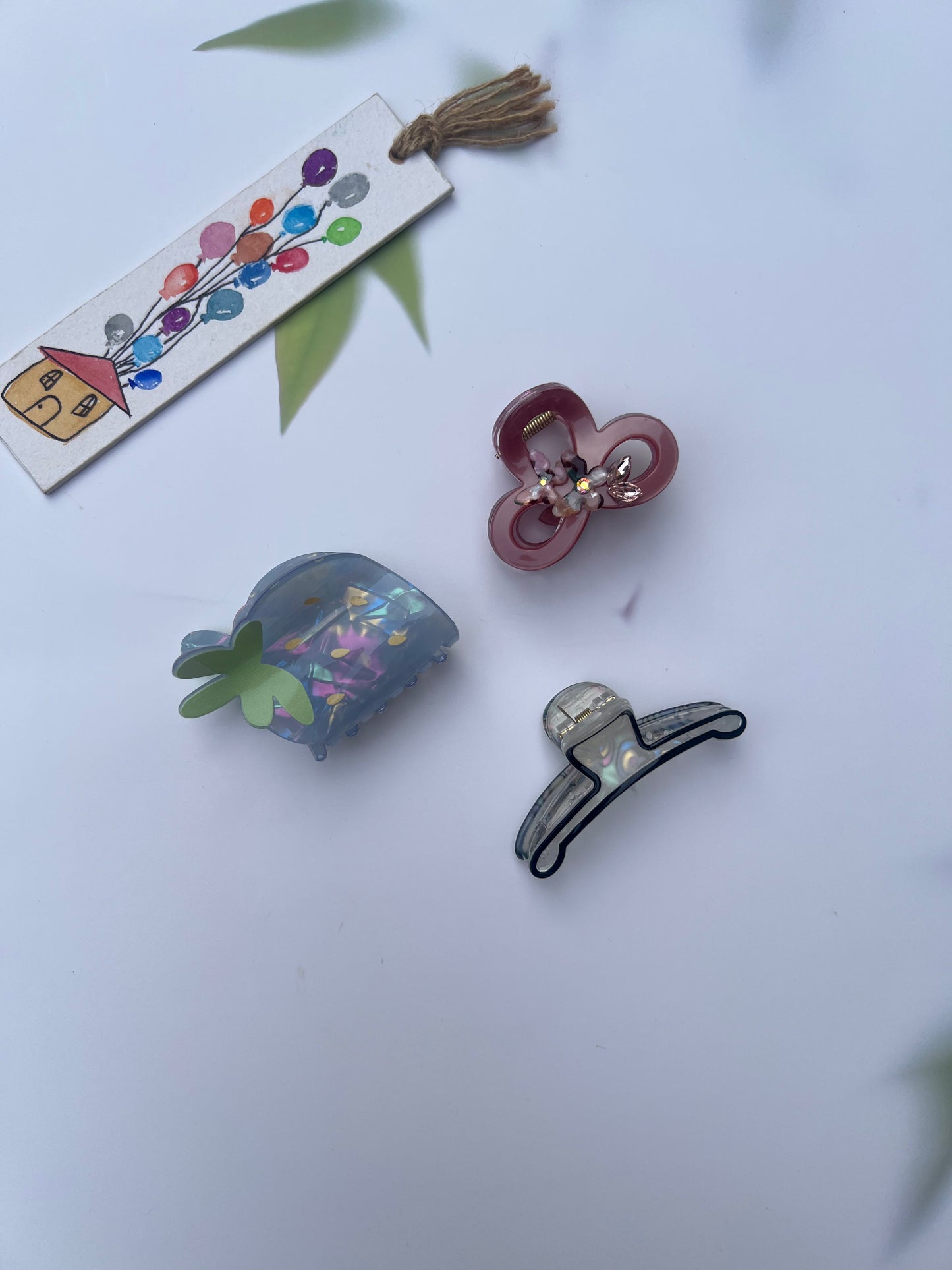 BOLD BLUSH CLAW CLIPS:- PACK OF 3