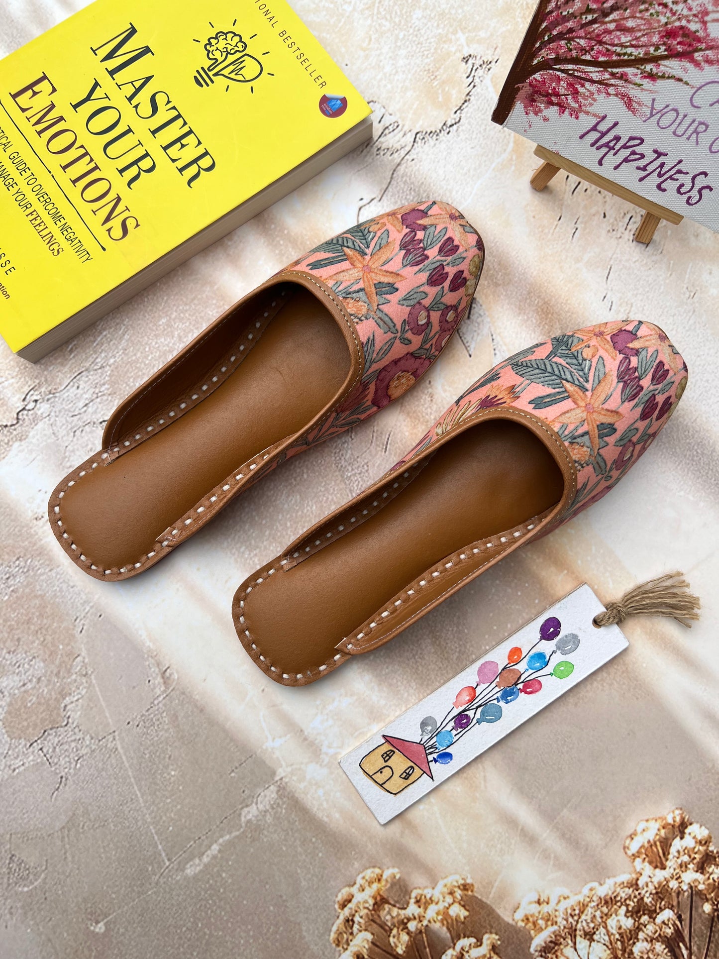 KESARIYA NOOR SLIPONS
